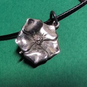 Silver Floral Pendant Necklace